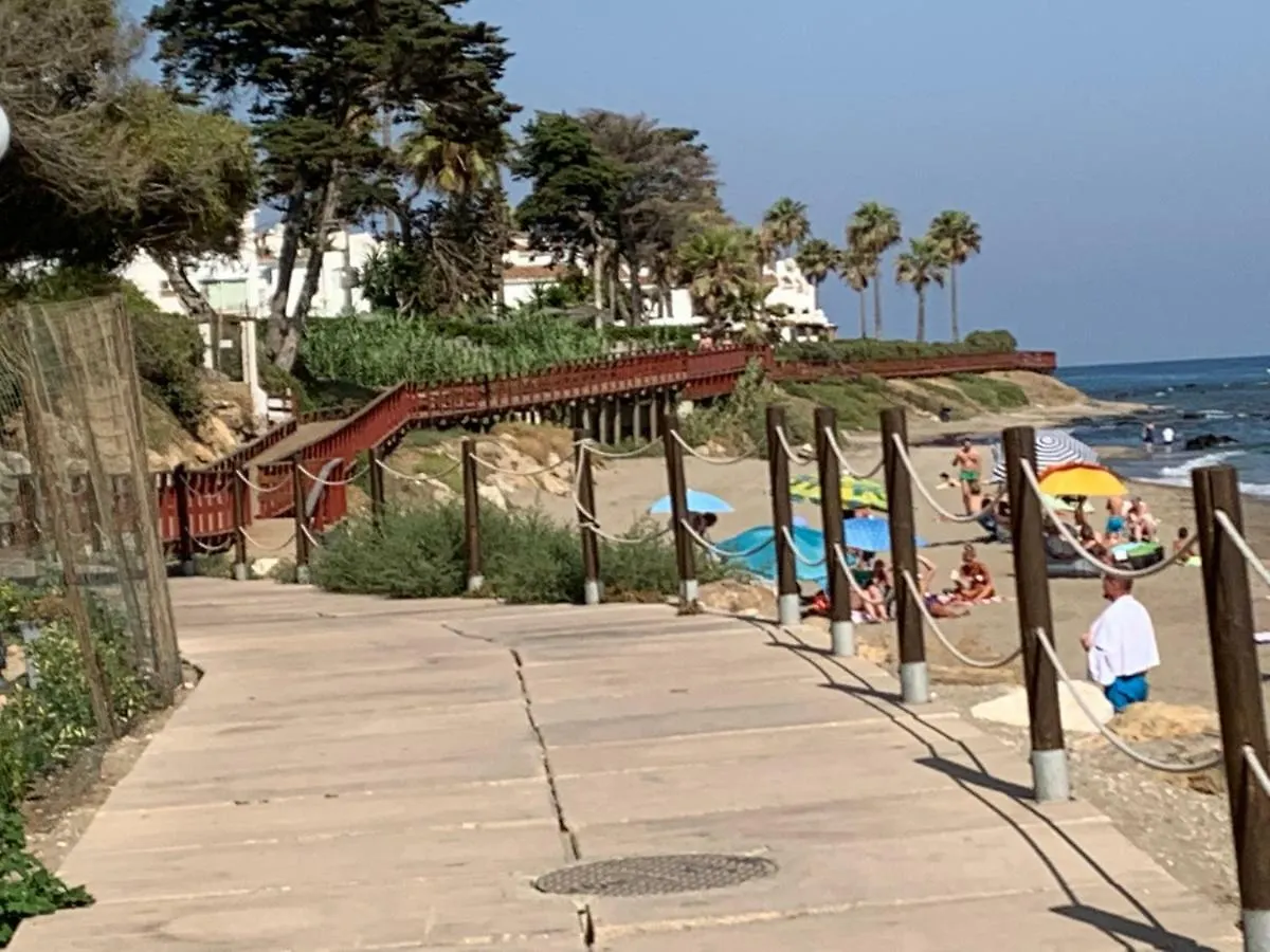 Apartament Aguamarina On The Beach Front Διαμέρισμα Mijas Costa